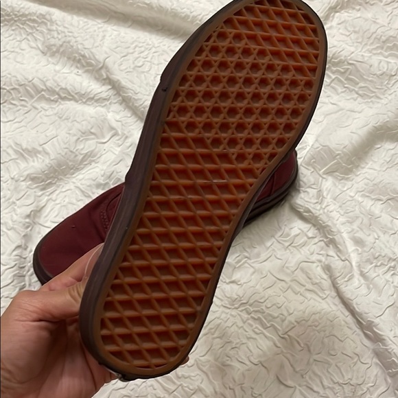 Vans - Picture 3 of 3